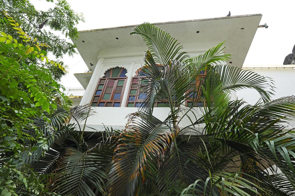 Oyo Home Heritage Near City Palace Udaipur Eksteriør billede