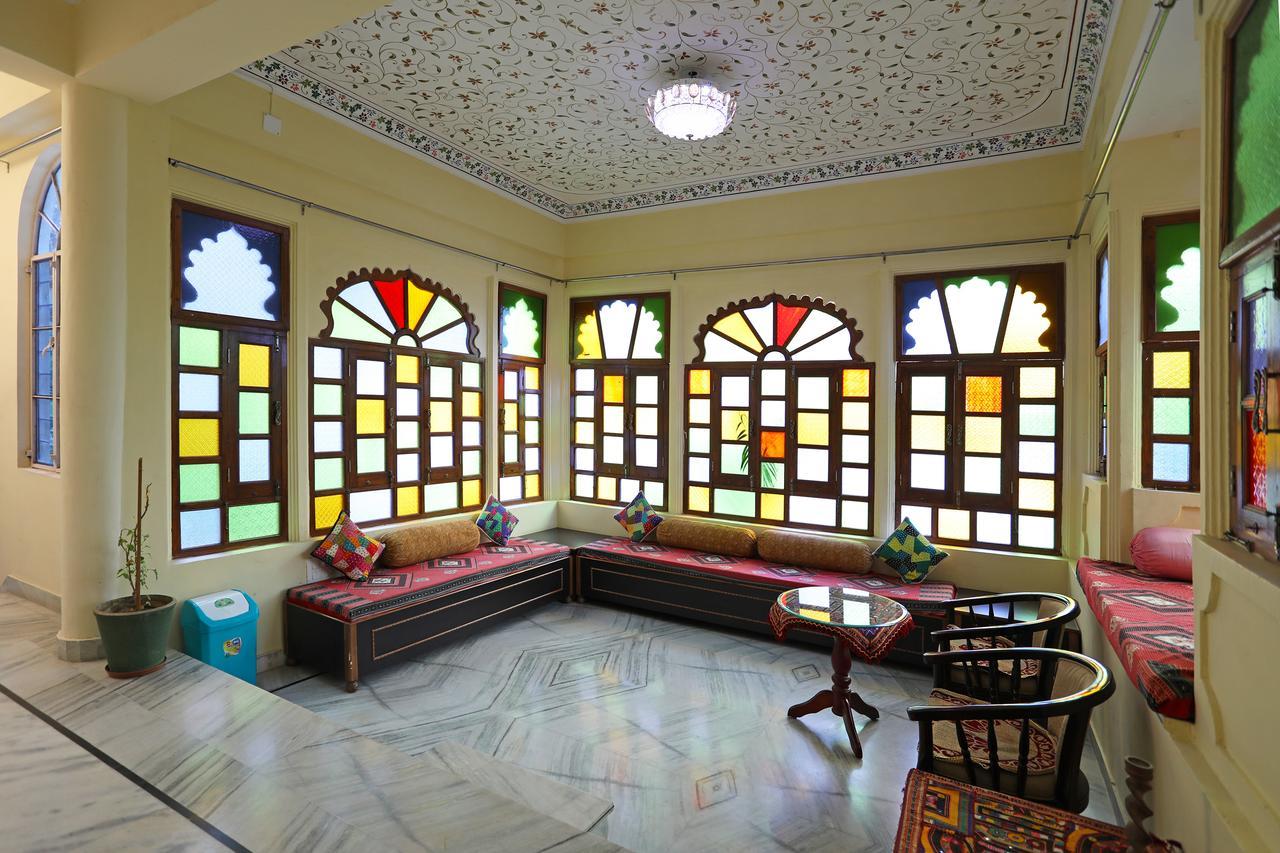 Oyo Home Heritage Near City Palace Udaipur Eksteriør billede