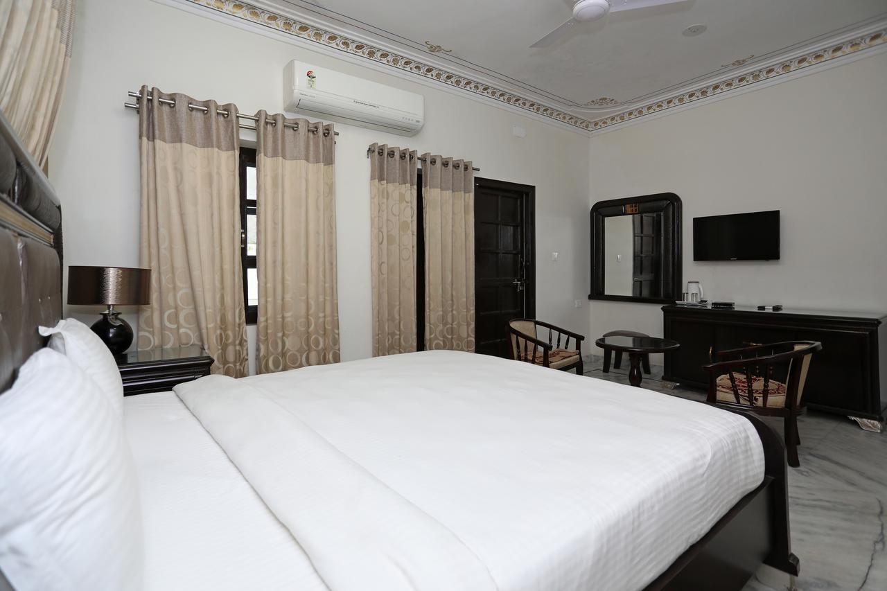 Oyo Home Heritage Near City Palace Udaipur Eksteriør billede