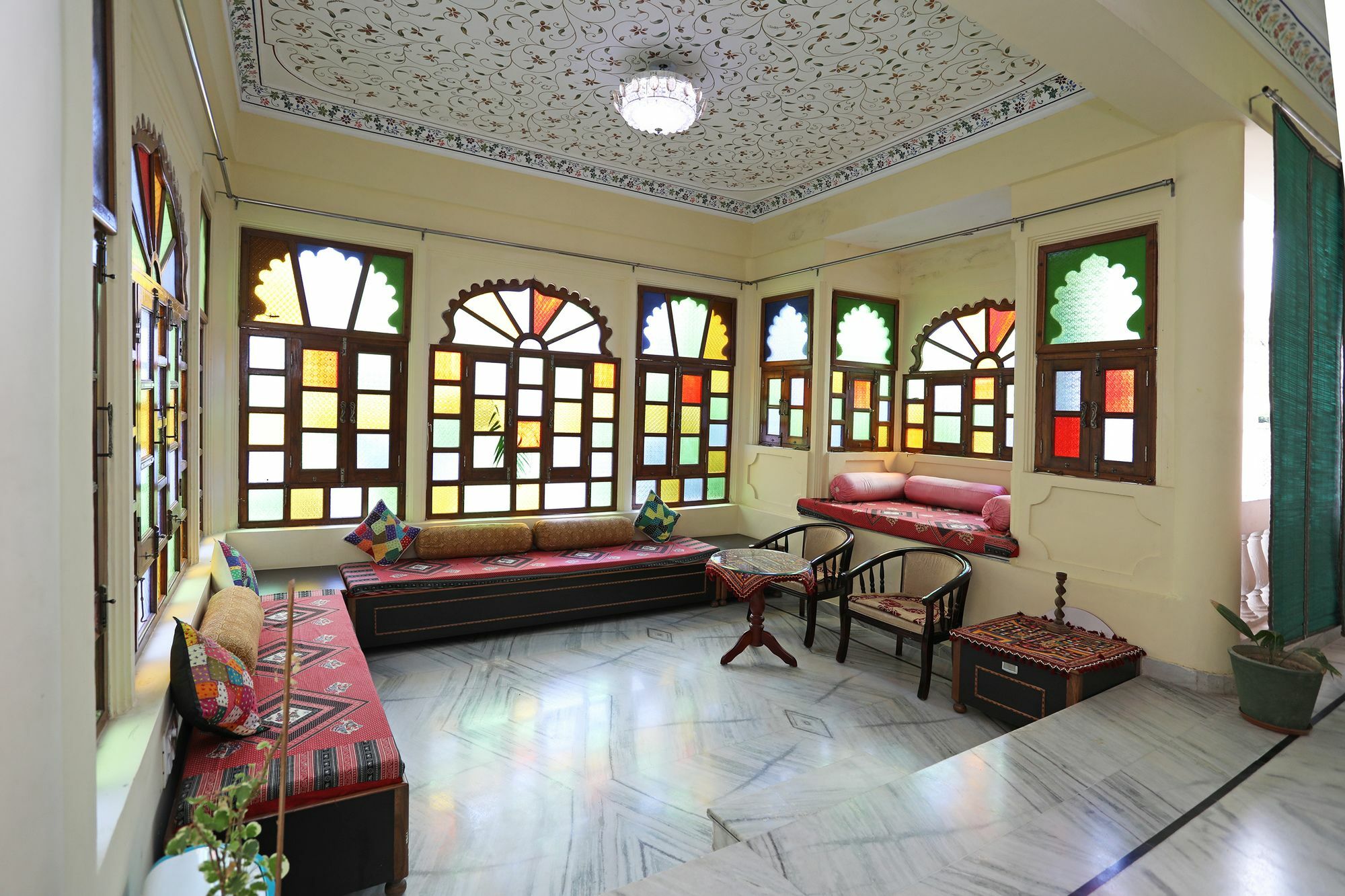 Oyo Home Heritage Near City Palace Udaipur Eksteriør billede